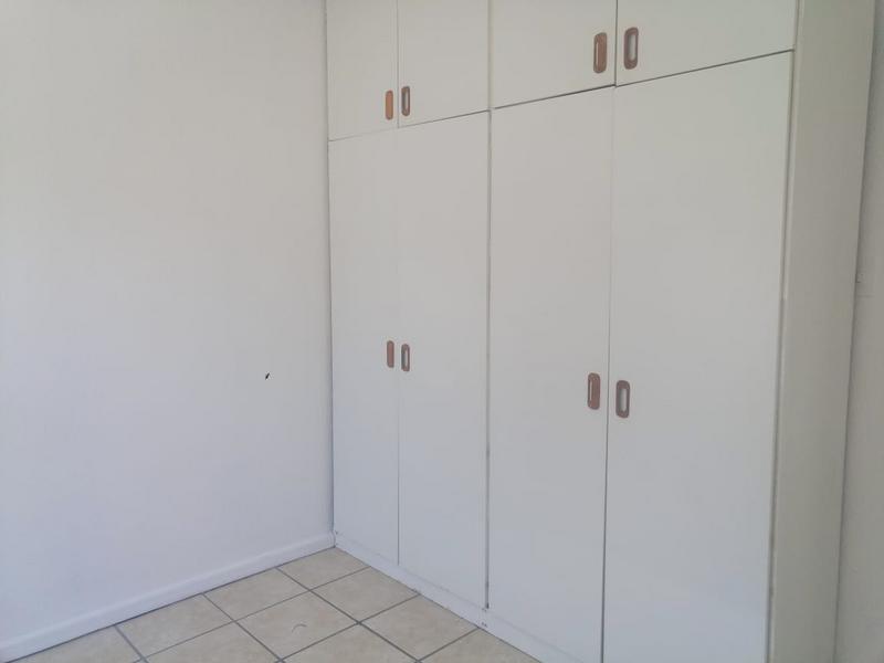 To Let 2 Bedroom Property for Rent in Table View Western Cape